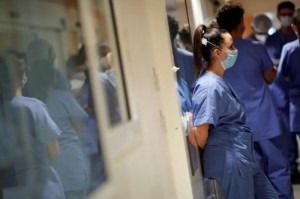 疫情何时能彻底放开管控？