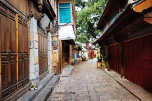 疫情封场，城市按下暂停键