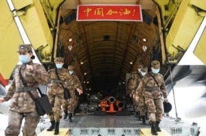 新冠疫情中的英雄人物，无畏前行，守护生命