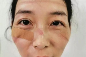 疫情还在工作的说说（疫情还在工作的说说句子）