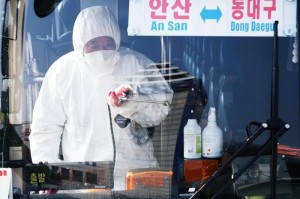 疫情下的韩国明星，挑战、团结与希望