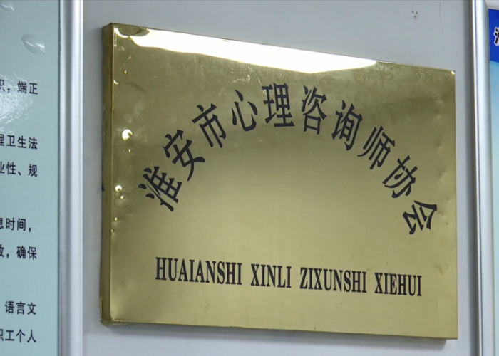 新加坡抗疫发钱，政府援助与民生保障的双重奏章