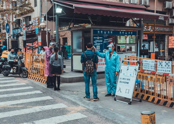 上海疫情封控是2022年