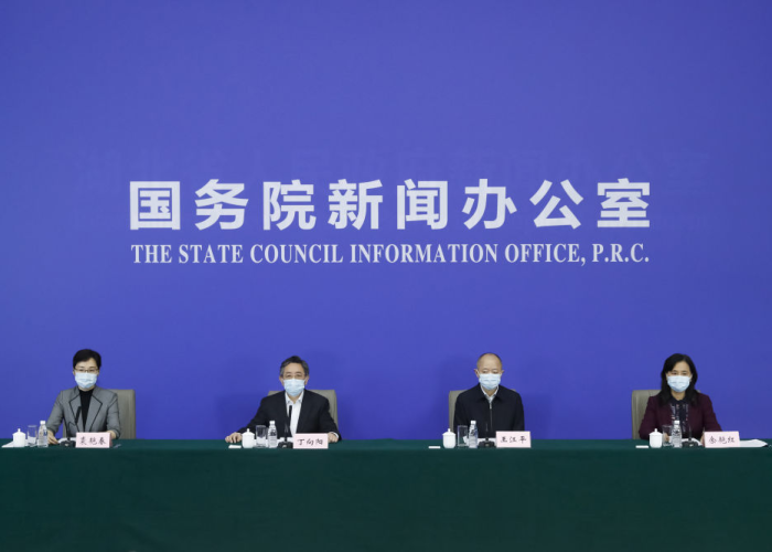 中国何时放开疫情管控？官方回应来了