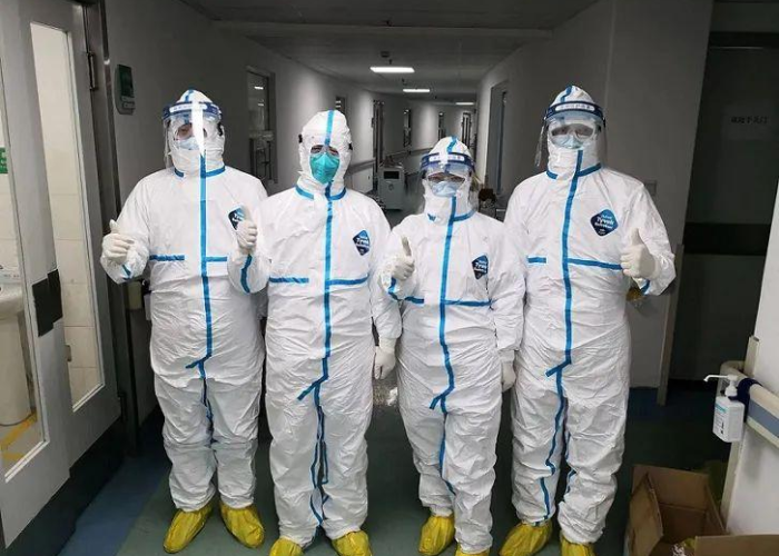 疫情启幕，2020年新冠疫情的爆发与全球应对