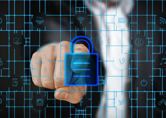 南京疫情已涉7省16市，德尔塔毒株的闪电战与防控体系的大考