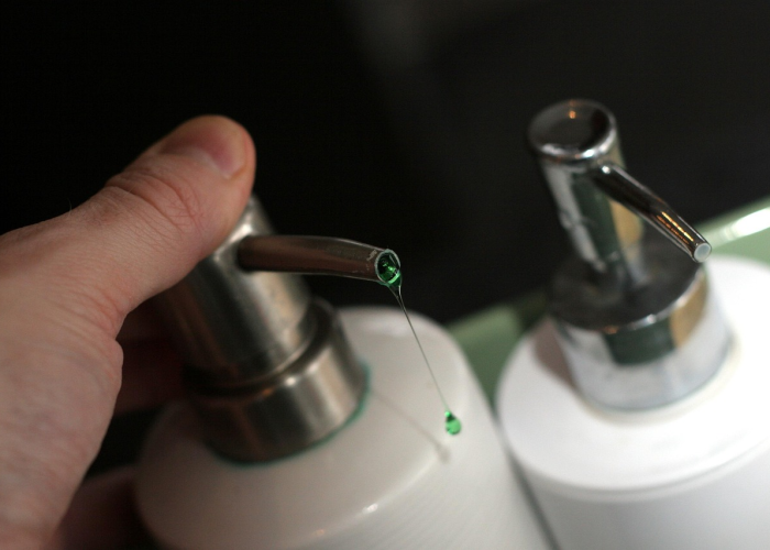 【新冠肺炎输什么液/新型冠状病毒输什么液体】 【新冠肺炎输什么液/新型冠状病毒输什么液体】