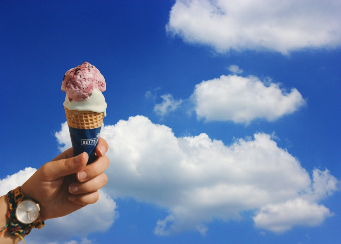 今年五一假期，五天狂欢背后，法定假日其实只有一天