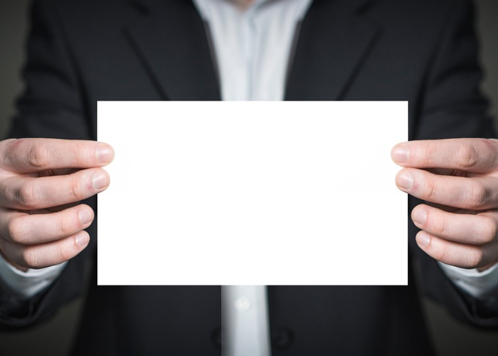 小店、疫情与办公室电话,三个关键词串起的时代切片 小店、疫情与办公室电话,三个关键词串起的时代切片