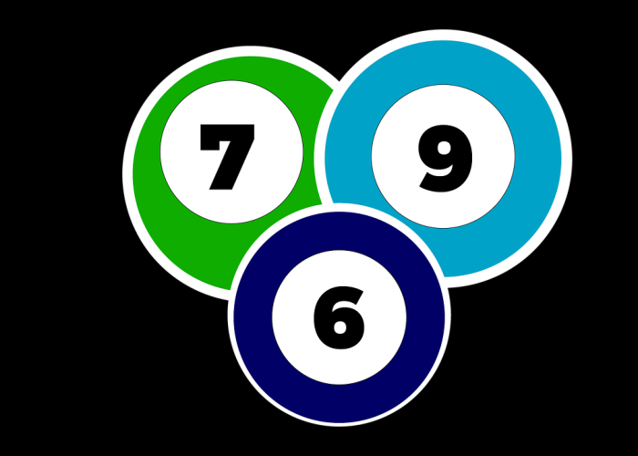 美国单日新增破百万，一个撕裂社会的数字游戏