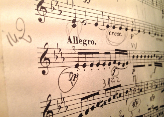 分数揭晓日,一场牵动千万家庭的社会心跳 分数揭晓日,一场牵动千万家庭的社会心跳