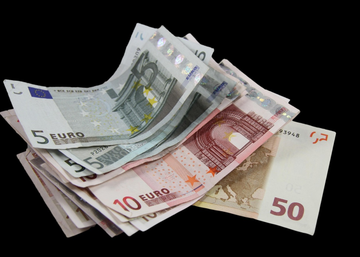 2020年快递什么时候上班的（快递来年几月上班）