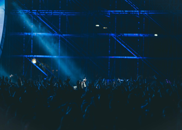 疫情发布会上的定盘星,北京发言人如何用声音筑起信任之墙 疫情发布会上的定盘星,北京发言人如何用声音筑起信任之墙