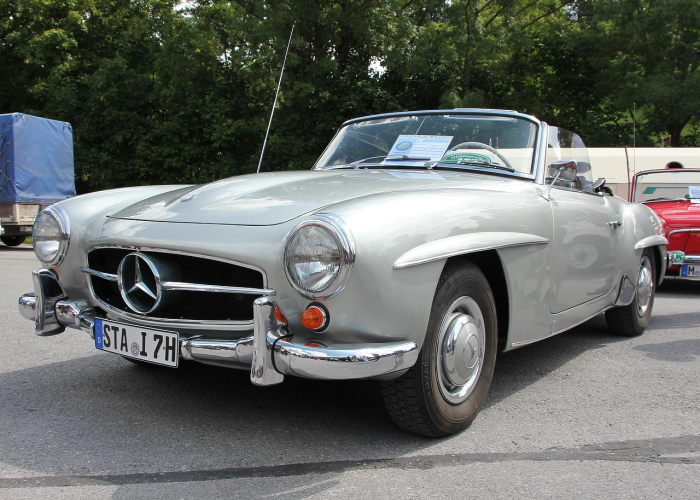 宝马i8敞篷版上高速（宝马i8敞篷版试驾视频）