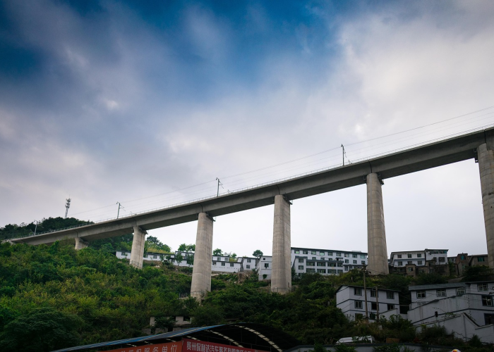 迷雾中的定位，广东省青年职业学院，本科之路还有多远？