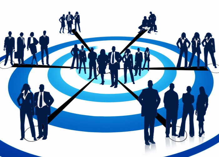 每个人都感染新冠（每个人都会得新冠）