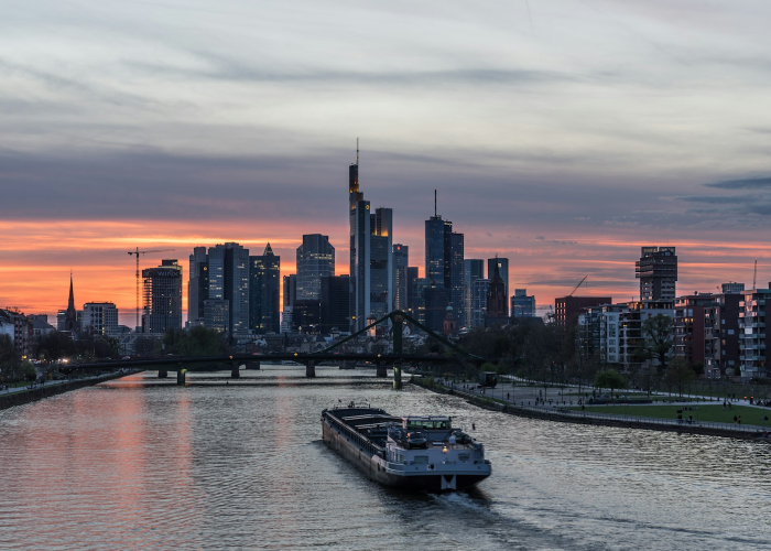 上海,疫情下的韧性之城 上海,疫情下的韧性之城