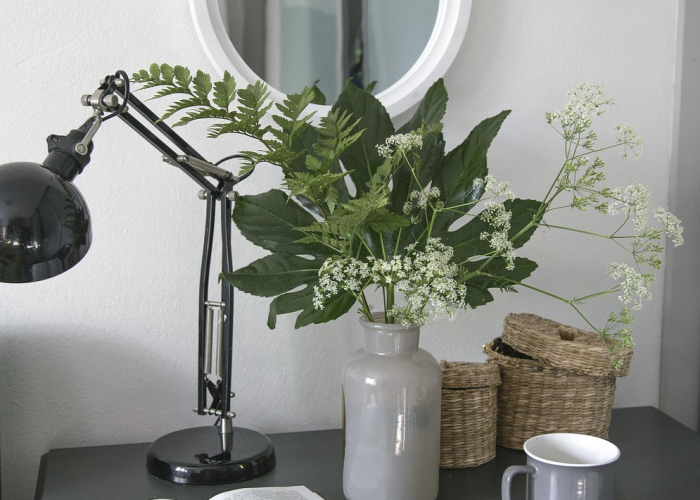 【卧室阳台隔断最佳方案,卧室与阳台隔断做什么门好】