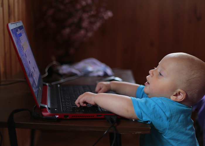 男子出差被隔离二十天/出差被隔离14天