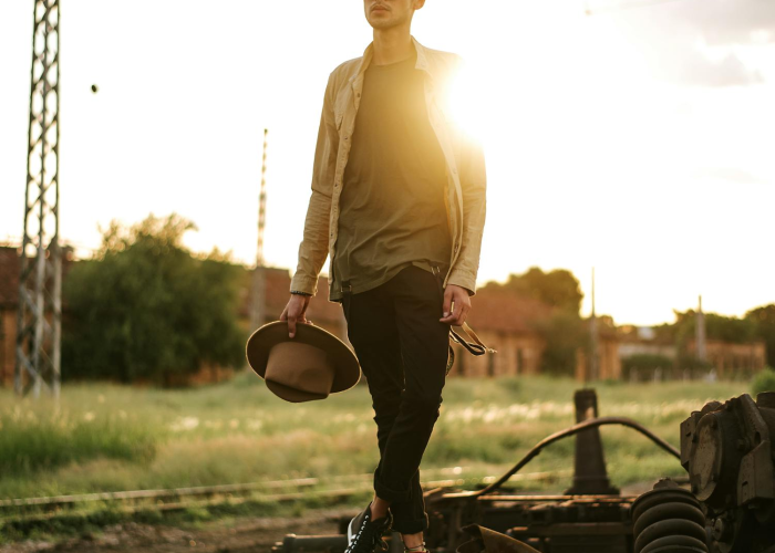 男子出差被隔离二十天/出差被隔离14天