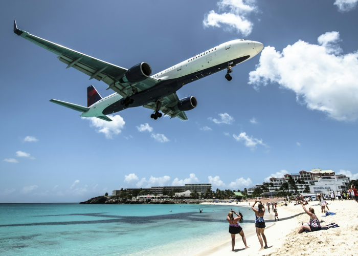 【阿富汗飞武汉52人感染,阿富汗飞武汉航班52人感染】