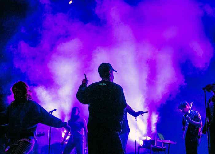 【金色的月光是什么歌/金色的月光是什么歌曲】