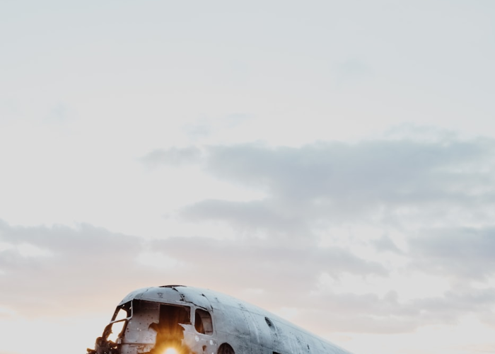 青岛流亭机场航班动态，近半航班取消？官方回应与旅客指南