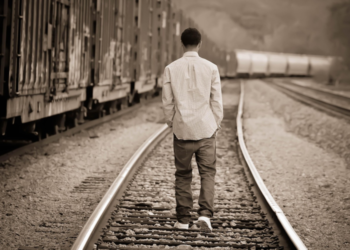 无健康码寸步难行？火车站的真实答案与人性温度