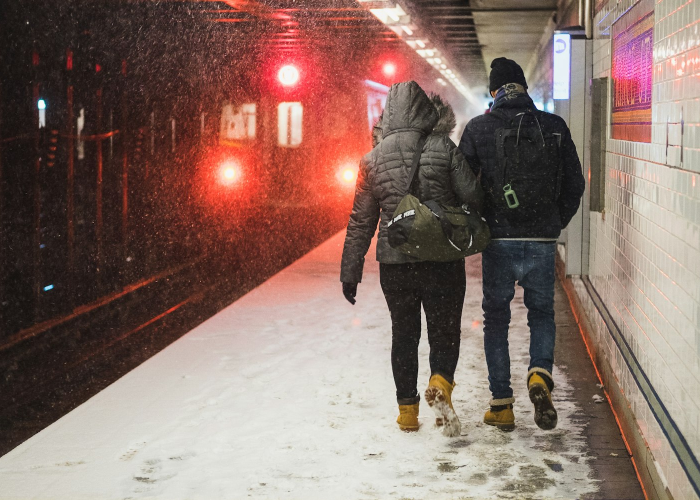 网传尹老太太照片背后，一张照片如何成为舆论风暴眼