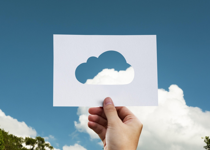 疫情形势出现3个积极变化，曙光初现