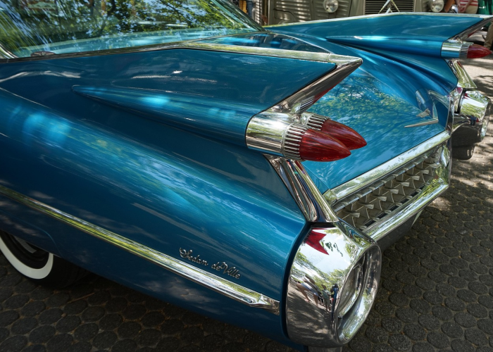 20万，买一辆能装下远方的铁盒子