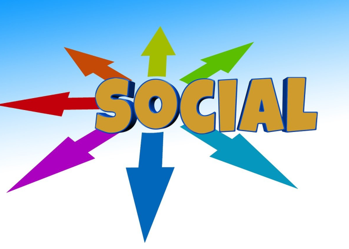 【各地中风险区,全国中号风险地区】