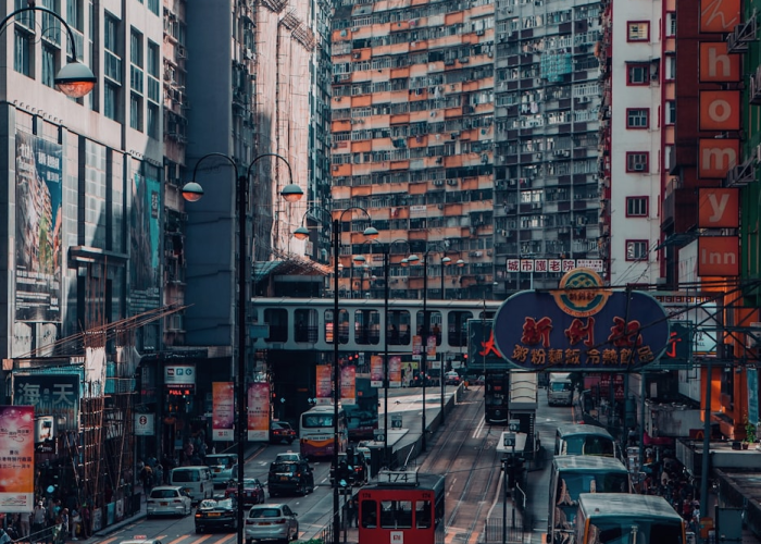 堵在保定，一座城市的流动困局与突围之路