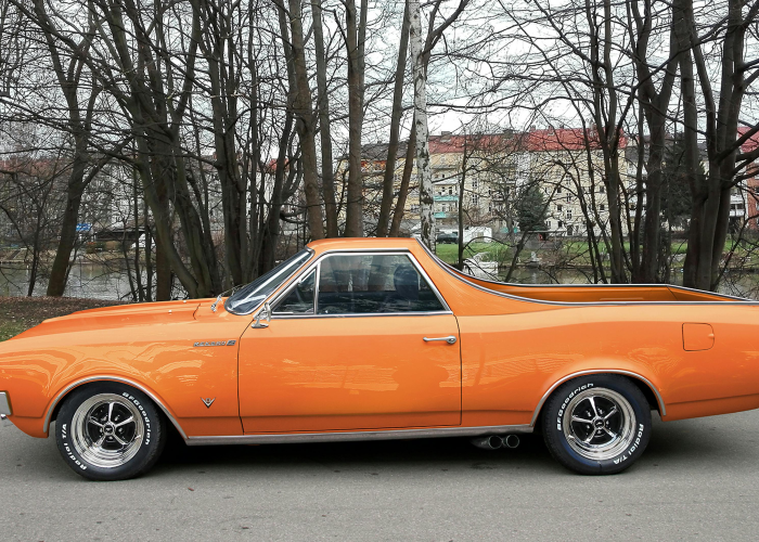 红旗车型号（红旗车型号怎么区分）