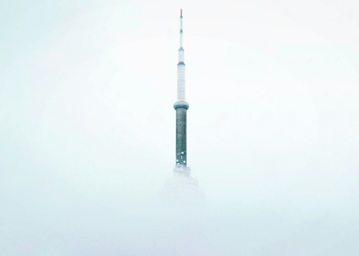 石家庄放开一周观察，平静水面下的湍流