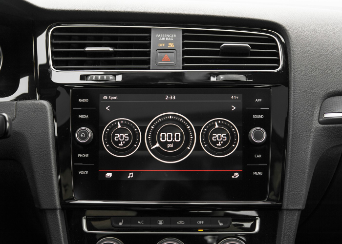 大众朗逸低配和中配区别/大众朗逸低配和中配区别在哪