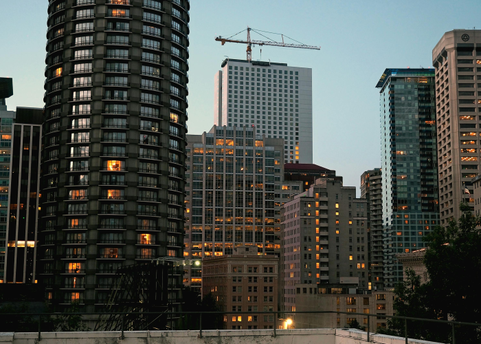 乌鲁木齐封城了么？从静默管理到精准防控的艰难探索