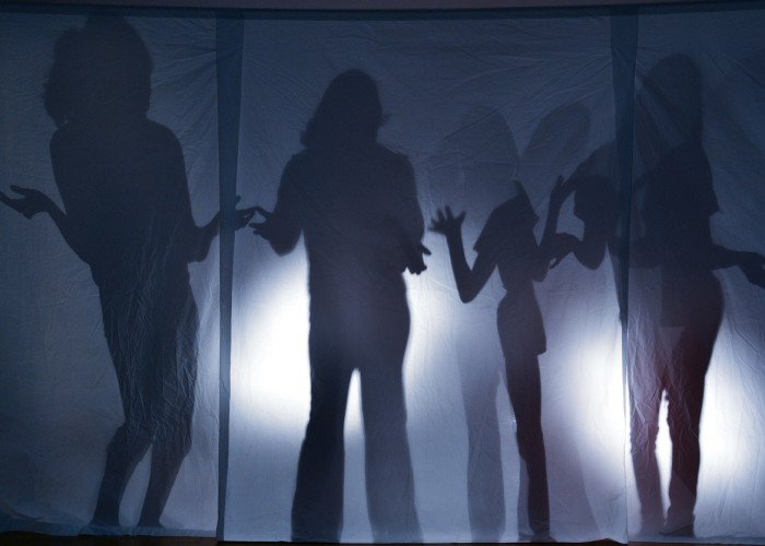 张文宏，在不确定的迷雾中，做那个提灯的人