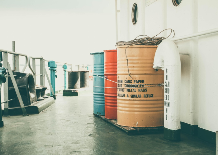 【柴油多钱一吨了,柴油多少一吨多少价格】