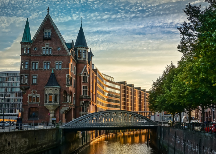 哈尔滨方舟大厦深度解析，这座地标建筑究竟怎么样？