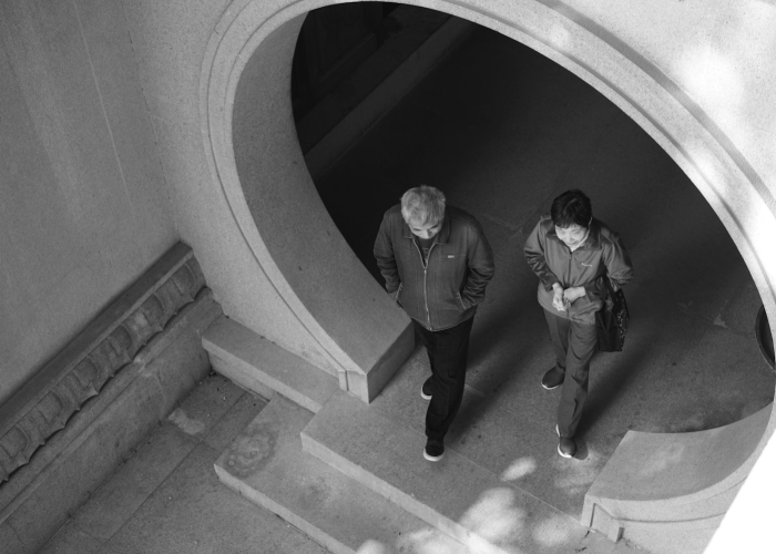 【一名老太太感染全市人/一个老太太传染】