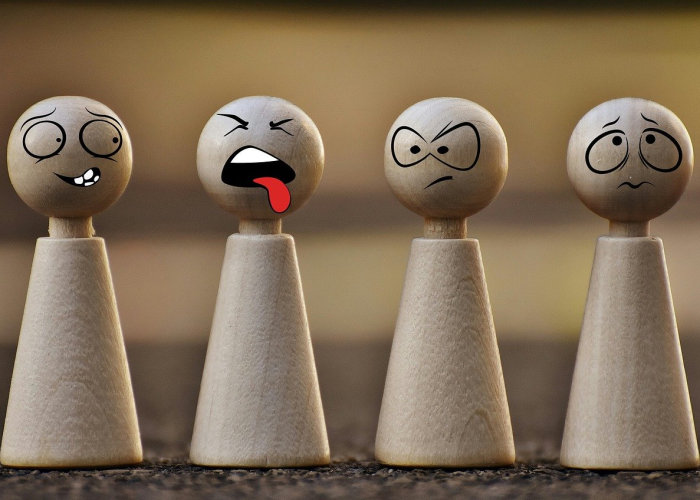 【无症状感染者不需要治疗么/无症状感染者不用治疗吗?】