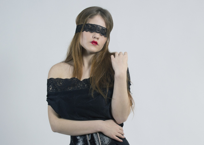 【核酸检测认出妈妈,女孩做核酸认出妈妈】