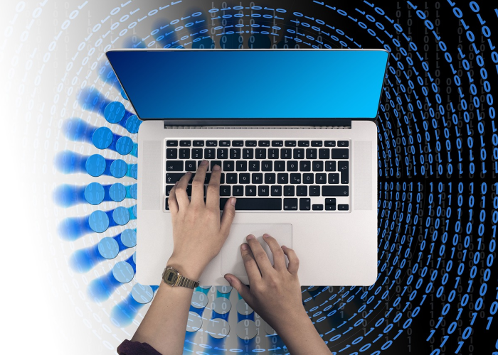 yy抢板凳辅助器怎么下载/yy抢麦脚本