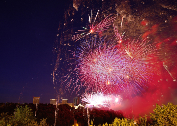 2023年国庆节，在烟火与日常之间，我们重新定义抵达