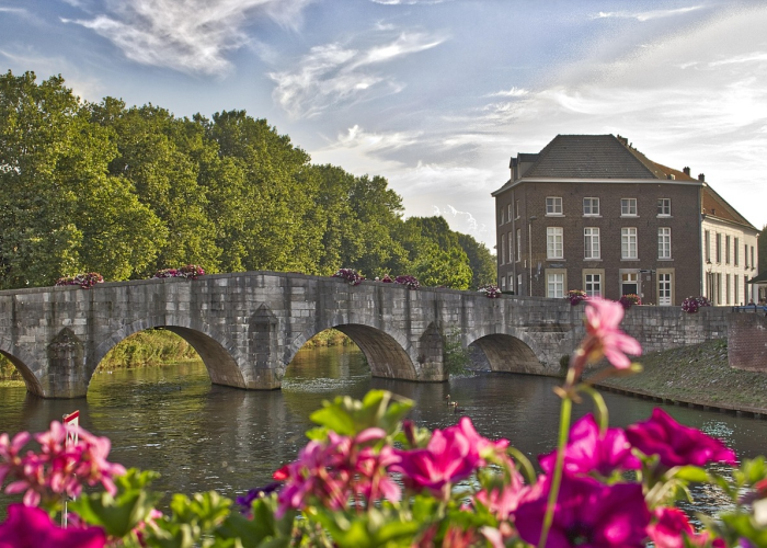 【鹿泉奥特莱斯疫情怎么样,鹿泉奥特莱斯有什么好玩的】