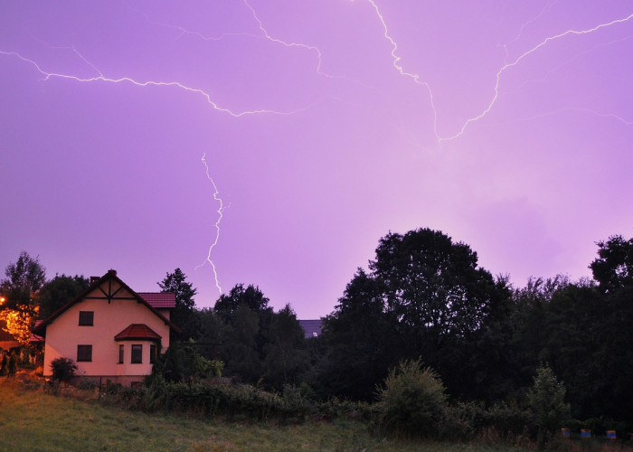 甘肃昨日新增11例确诊,其中3例为卫校学生,校园防控再响警钟 甘肃昨日新增11例确诊,其中3例为卫校学生,校园防控再响警钟