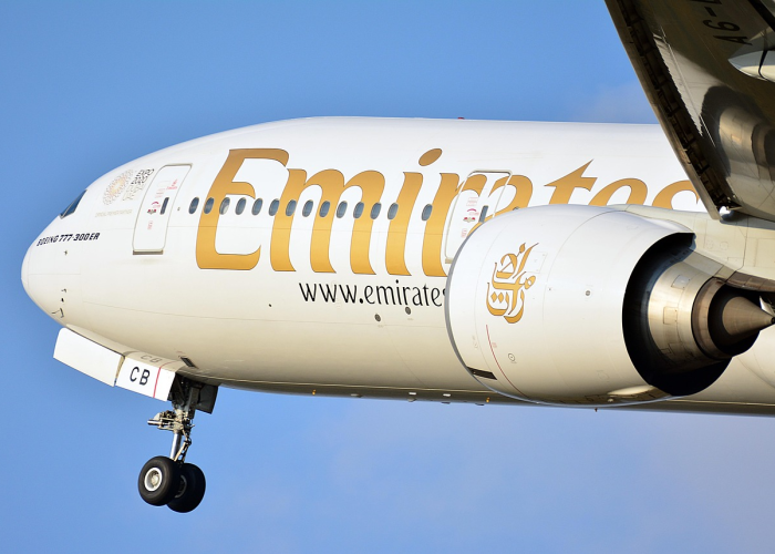 航班多人确诊，疫情时代，我们如何安全飞行？