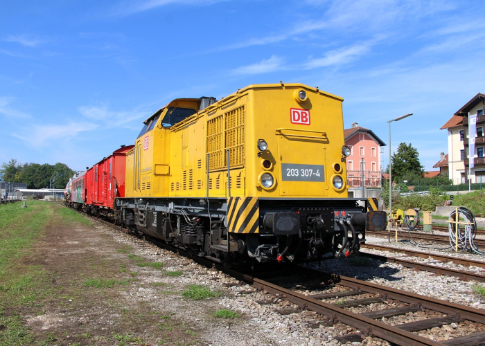 21年停工令,中国制造业的急刹车与韧性生长 21年停工令,中国制造业的急刹车与韧性生长