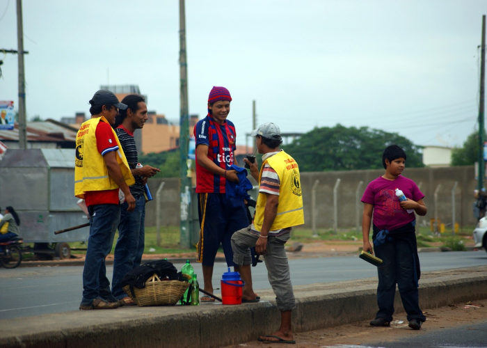 广东佛山疫情最新情况，社会面传播风险可控，市民生活平稳有序